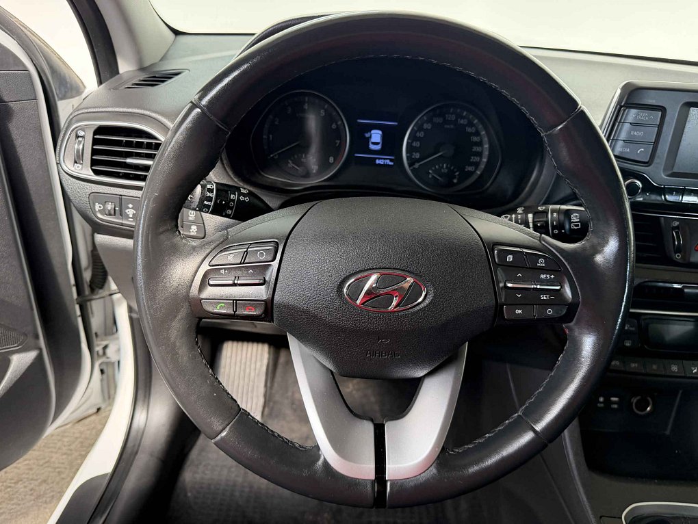Hyundai I30 1.4  CVVT Trikolor