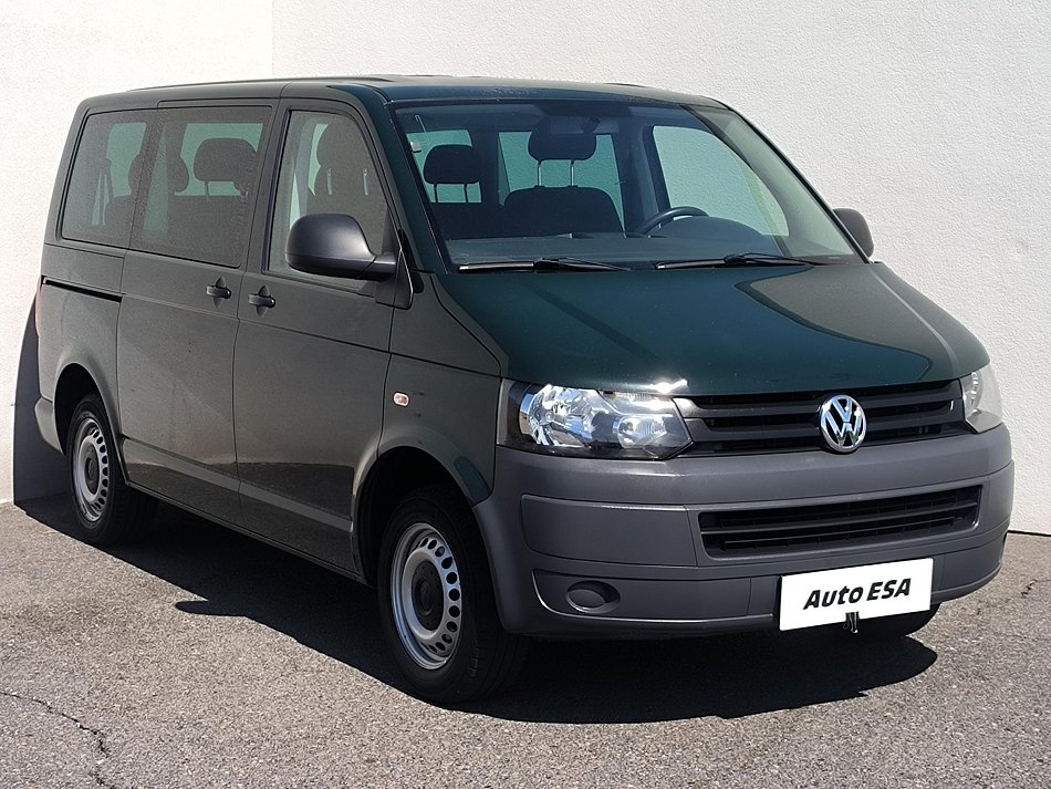 Volkswagen Caravelle 2.0TDi  8míst