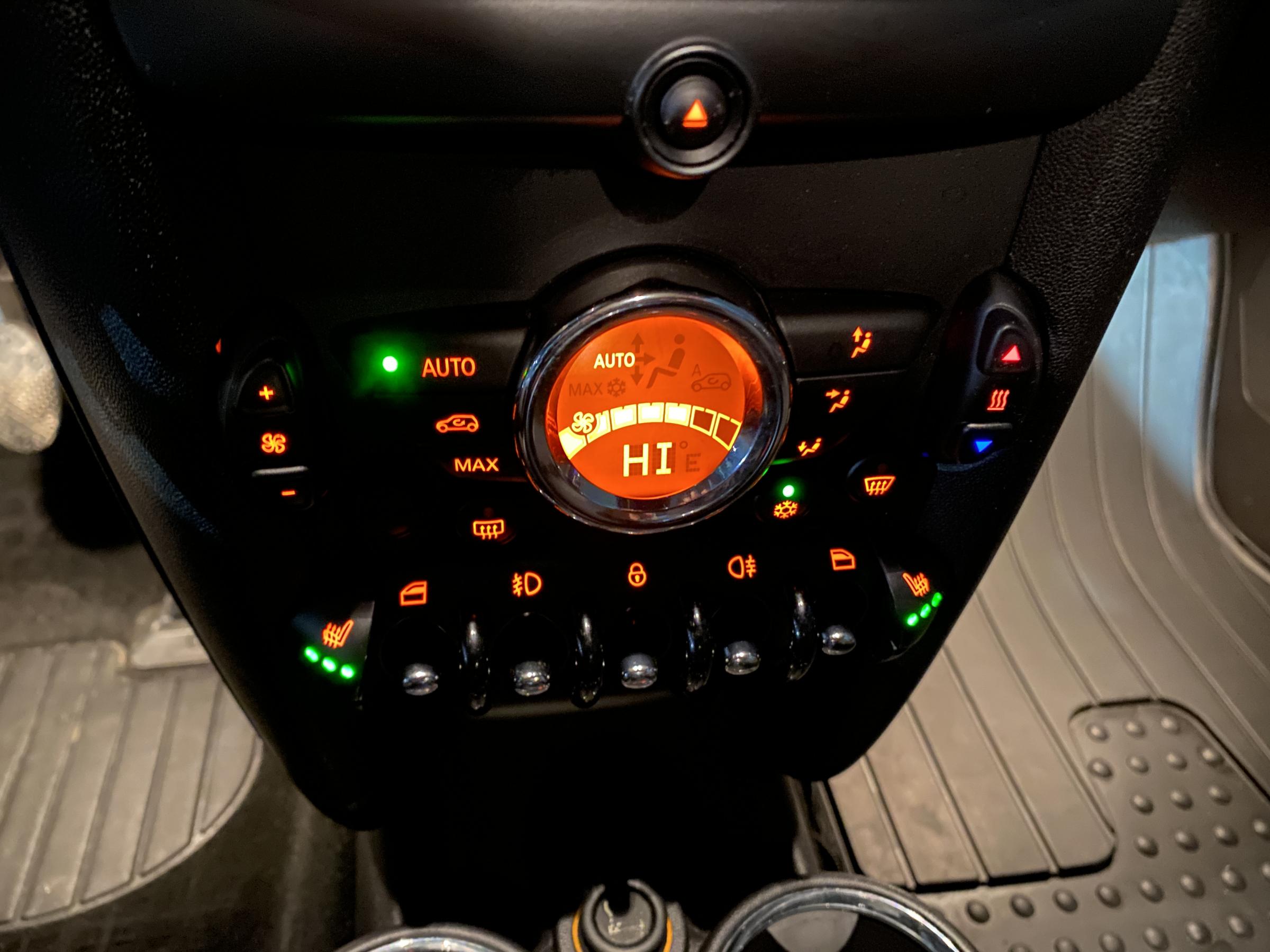 Mini Cooper, 2011 - pohled č. 14