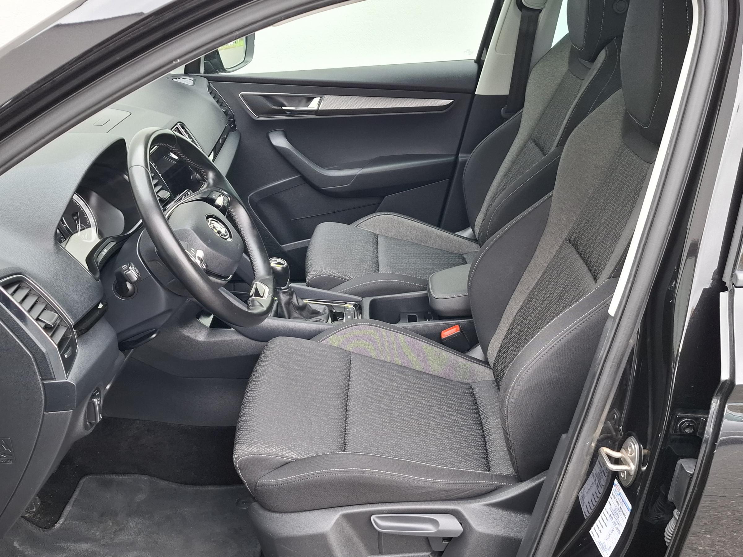 Škoda Karoq, 2022 - pohled č. 9