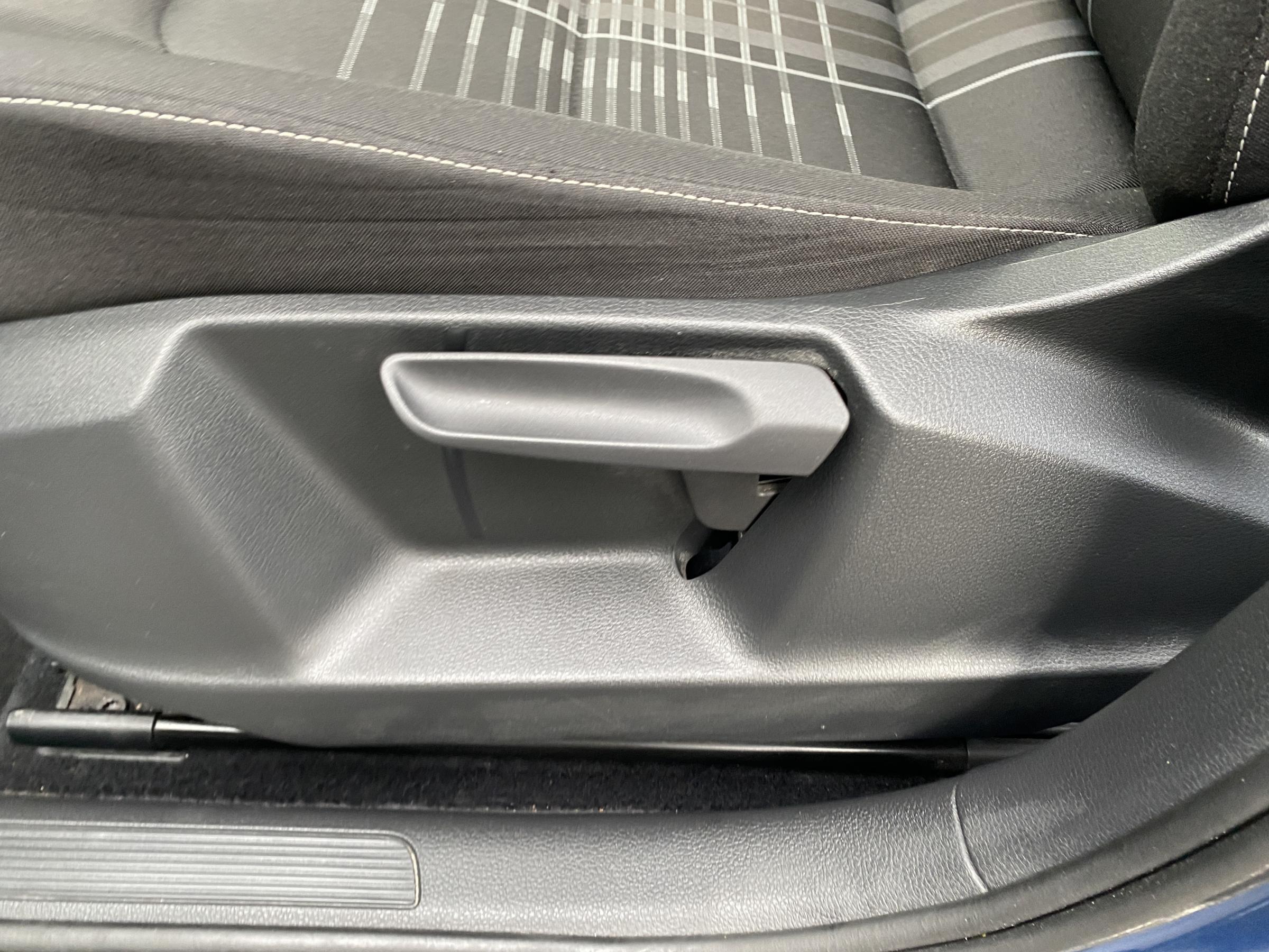 Volkswagen Sportsvan, 2015 - pohled č. 14