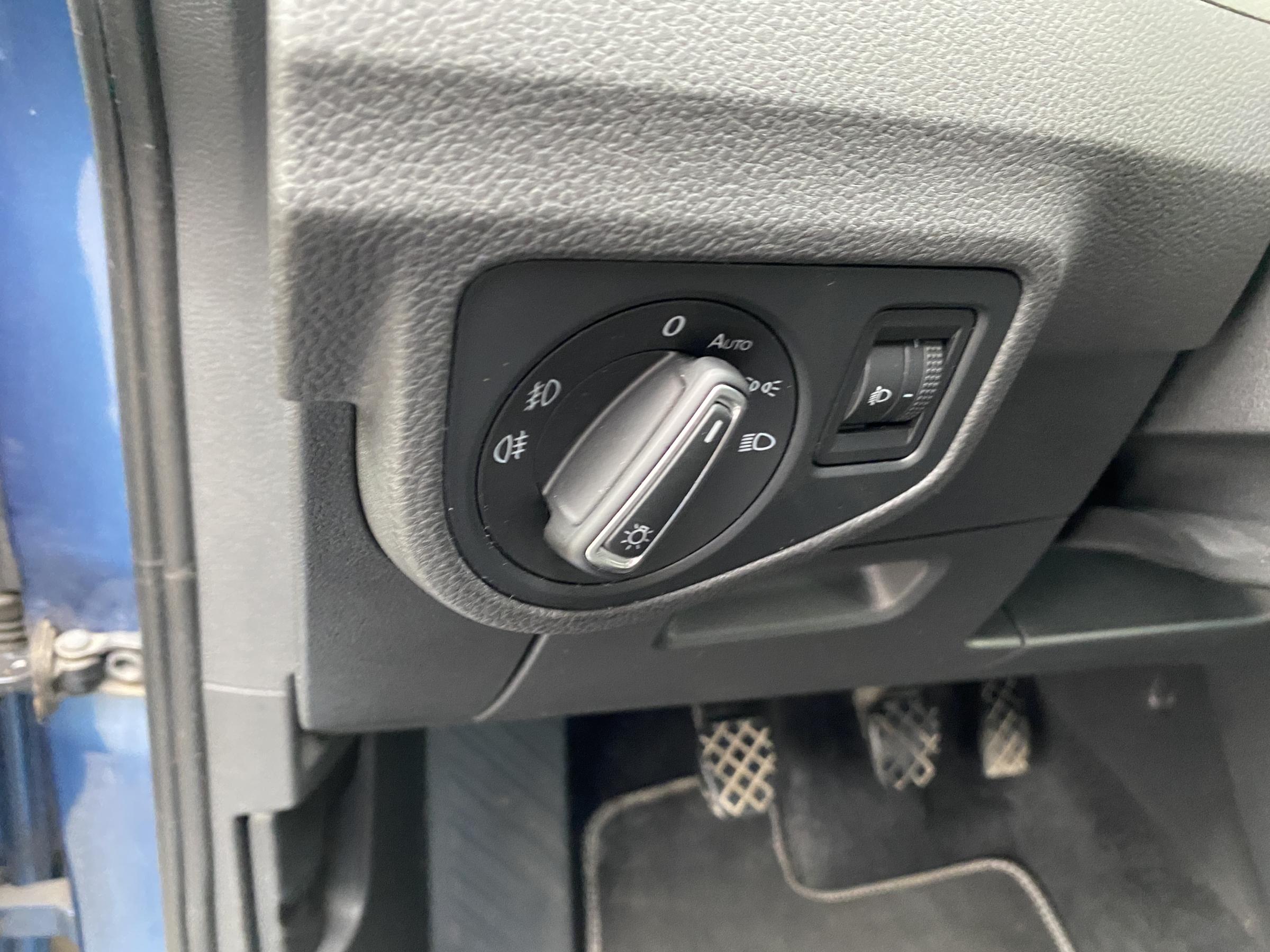 Volkswagen Sportsvan, 2015 - pohled č. 15