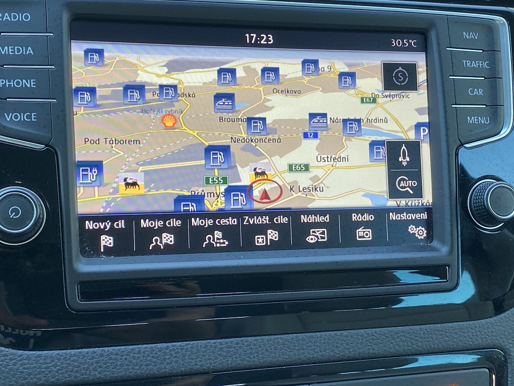 Volkswagen Sportsvan 2.0 TDi Highline