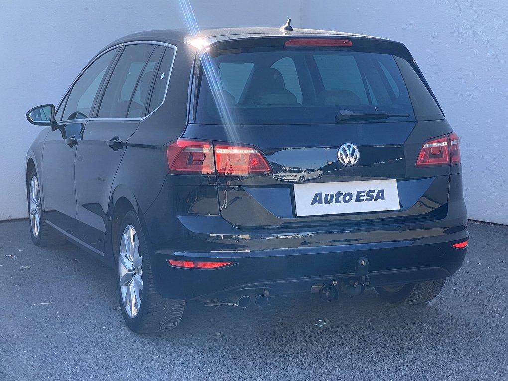 Volkswagen Sportsvan 2.0 TDi Highline