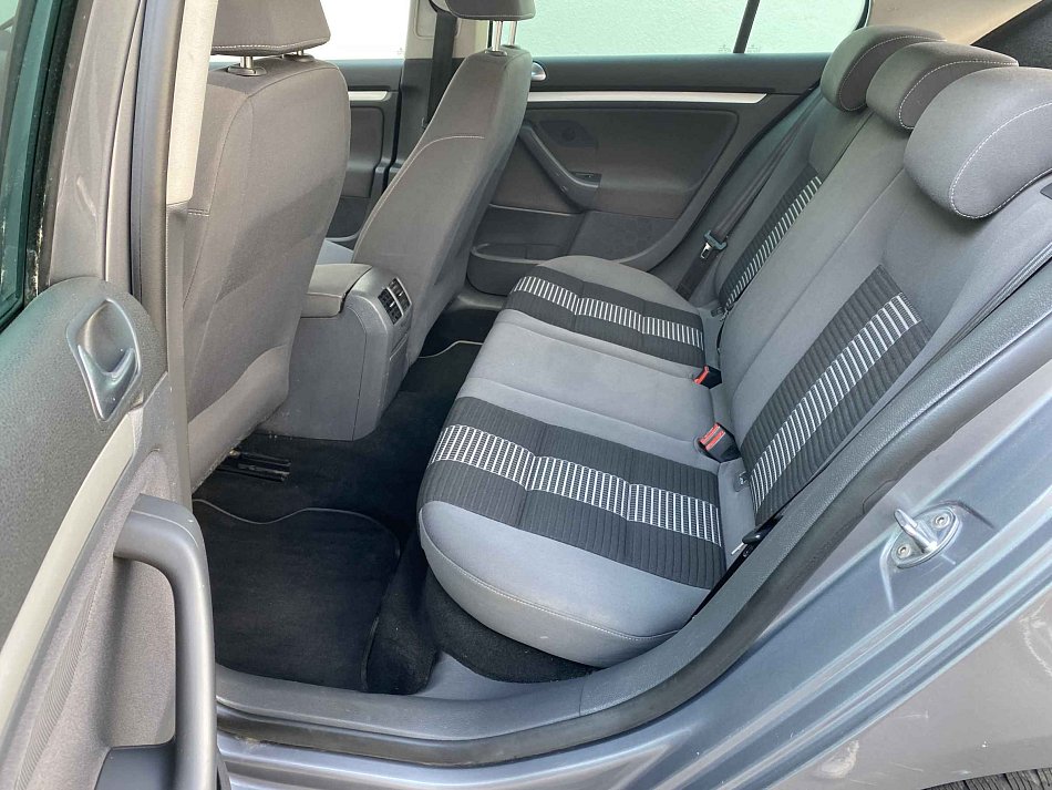Volkswagen Golf 2.0 TDi United V
