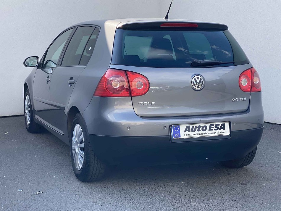 Volkswagen Golf 2.0 TDi United V