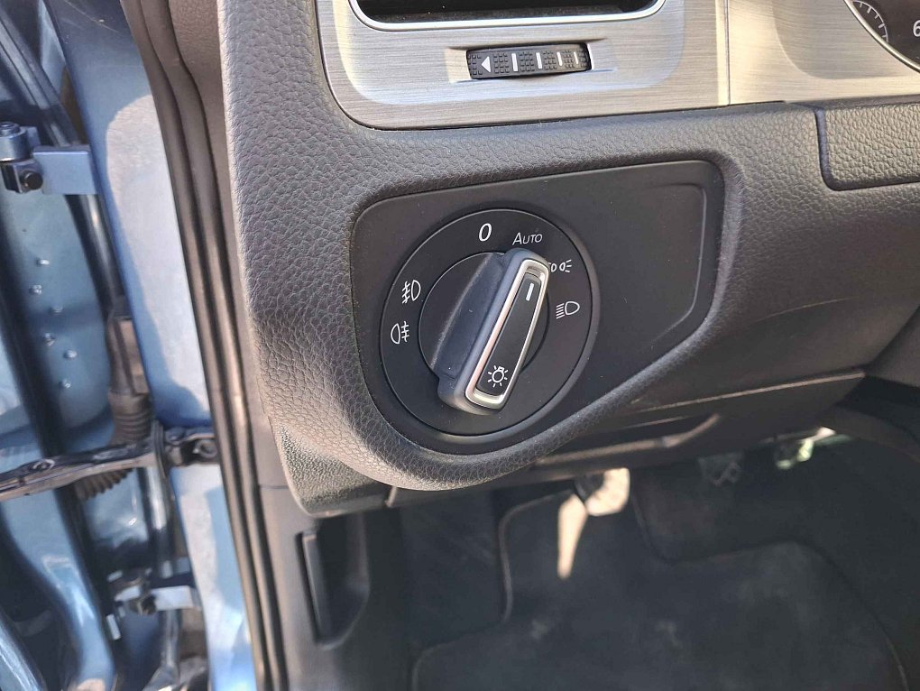 Volkswagen Golf 2.0 TDi 