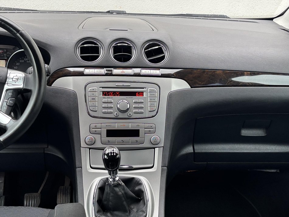 Ford Galaxy 2.0 TDCi Ghia