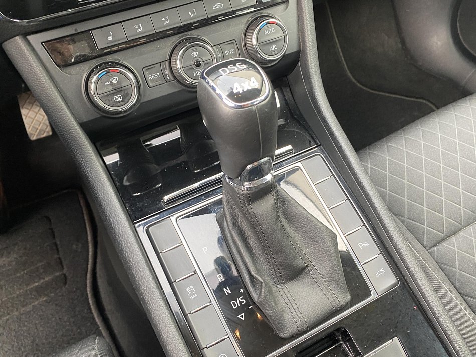 Škoda Superb III 2.0 TDI  4x4