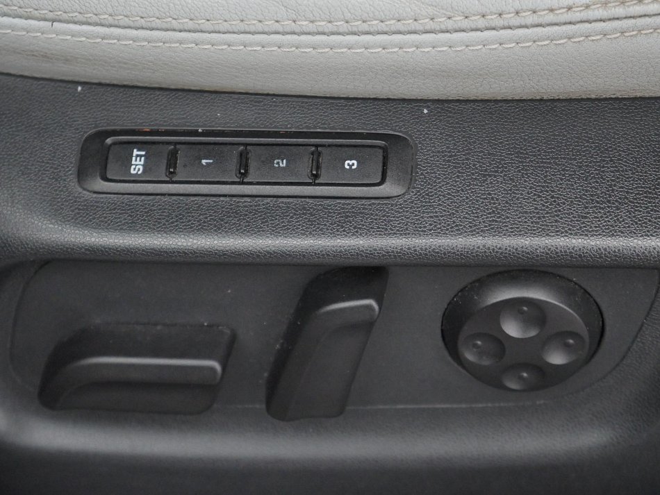 Škoda Octavia II 2.0 TDi L&K