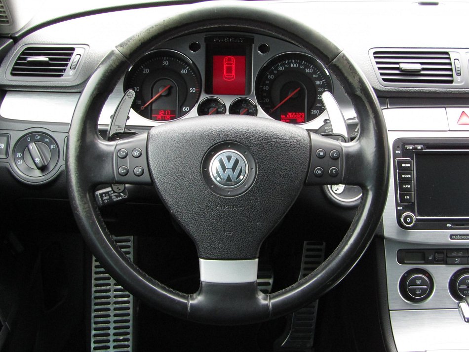 Volkswagen Passat 2.0TDi 