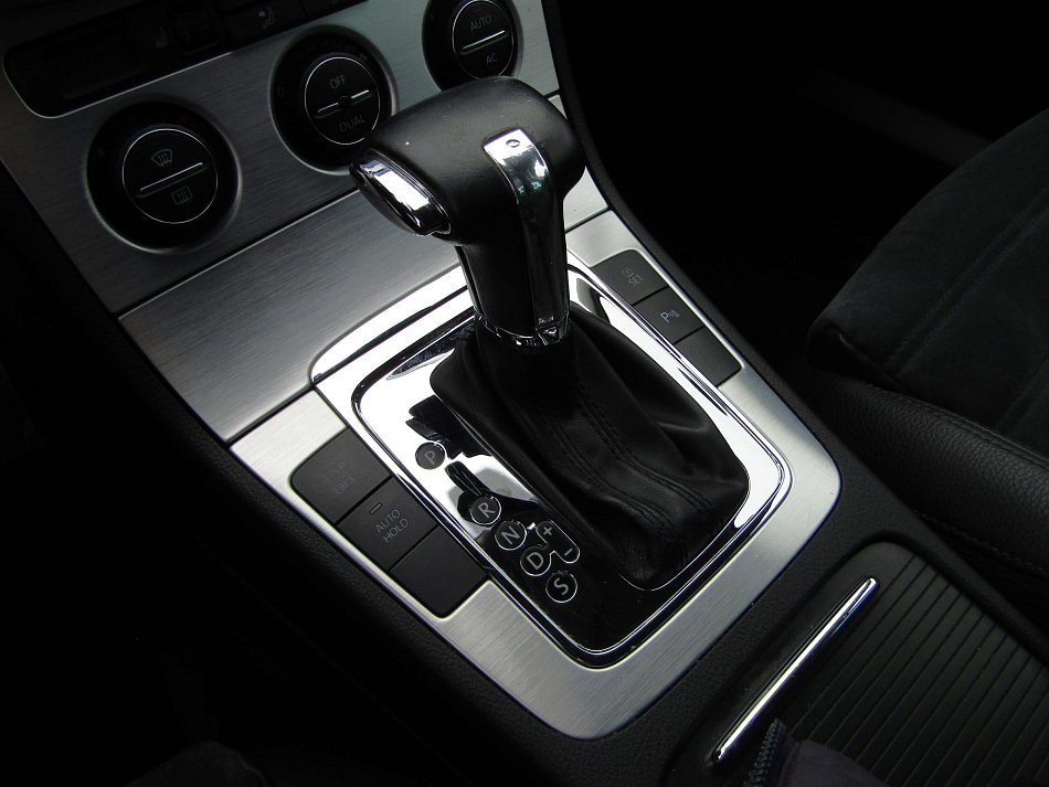 Volkswagen Passat 2.0TDi 