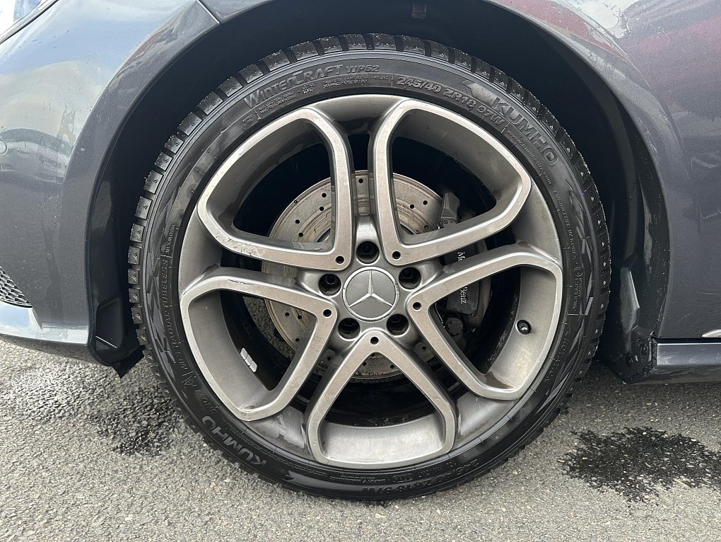 Mercedes-Benz Třída E 2.2CDi 