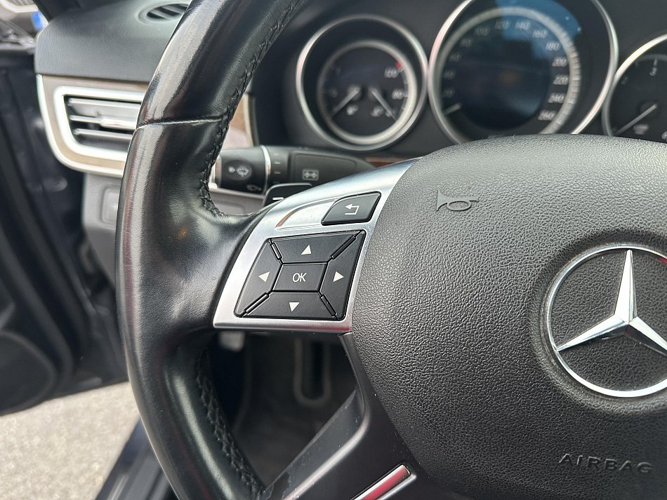 Mercedes-Benz Třída E 2.2CDi 