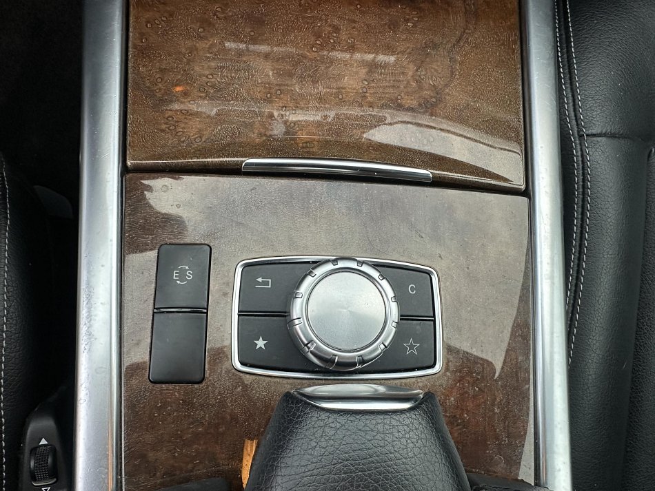 Mercedes-Benz Třída E 2.2CDi 