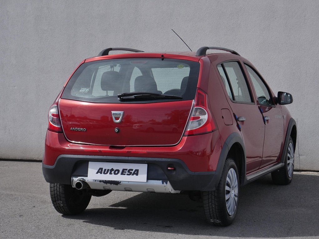 Dacia Sandero 1.6i 