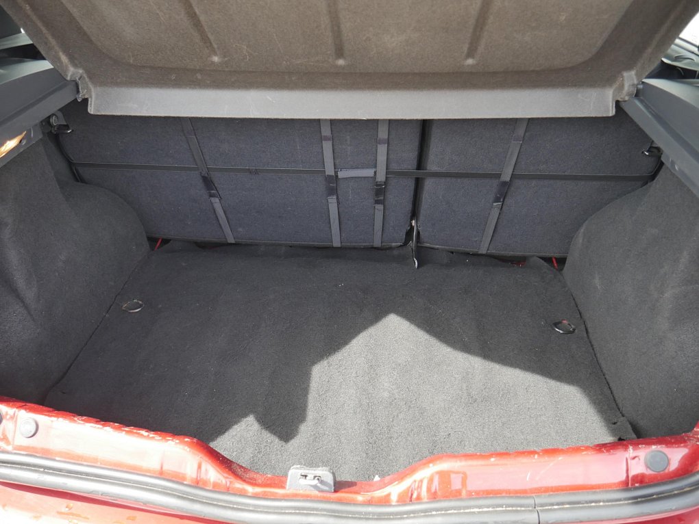 Dacia Sandero 1.6i 