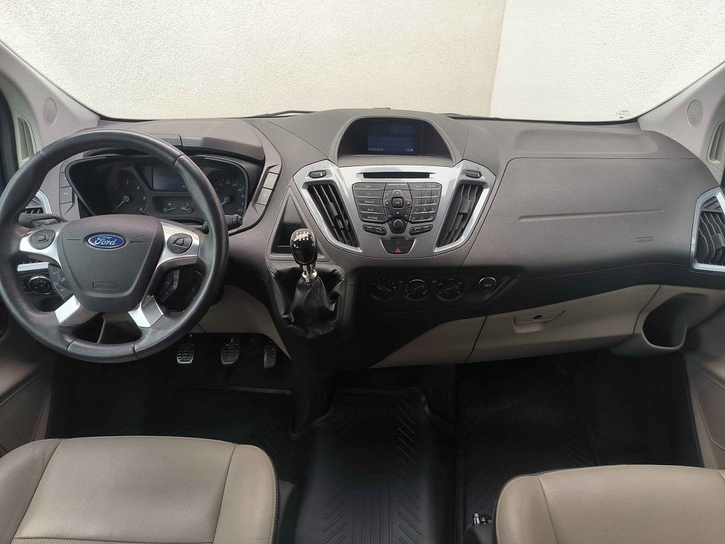Ford Tourneo Custom 2.2TDCi Titanium