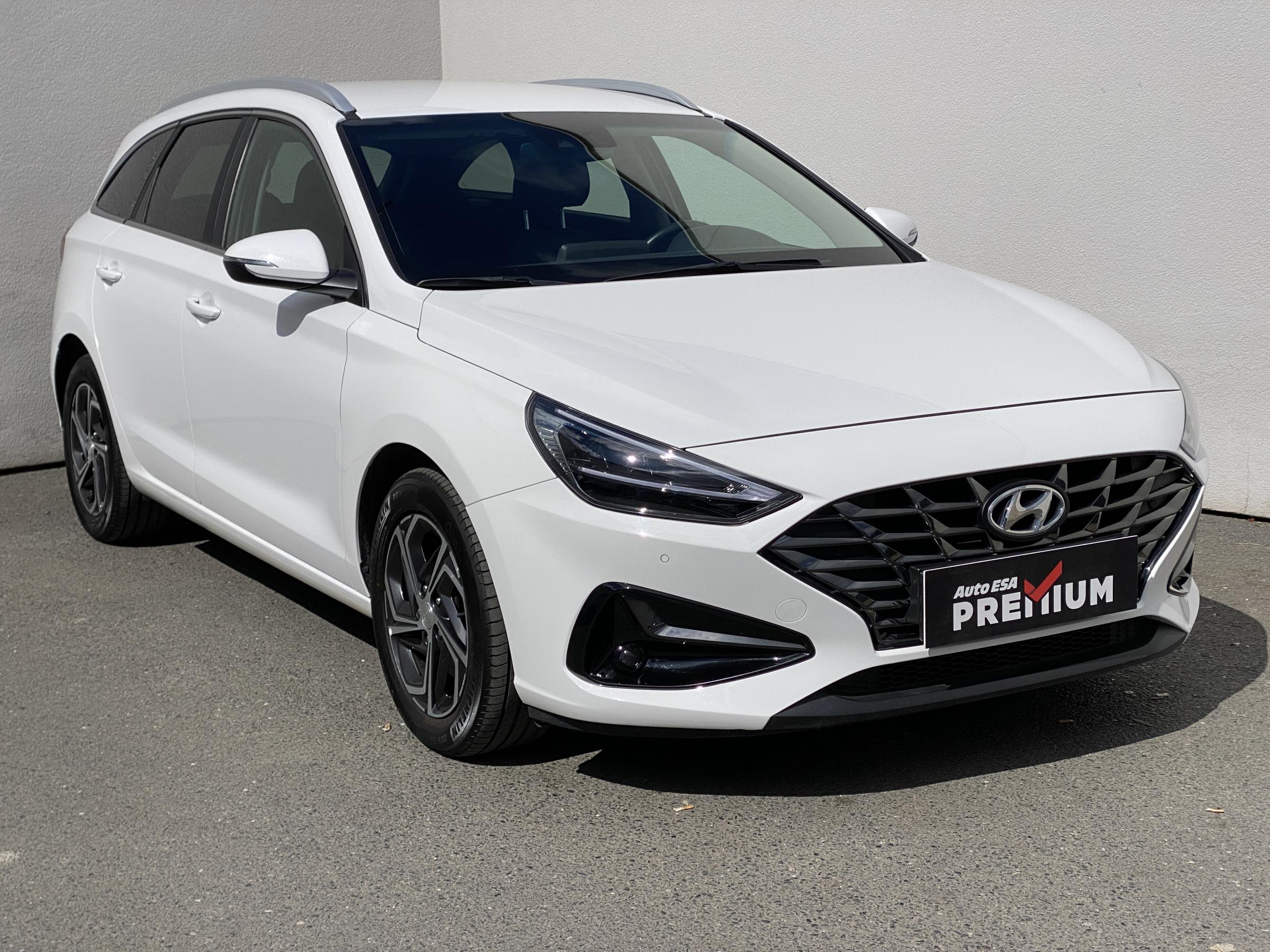 Hyundai i30, 2022 - pohled č. 1