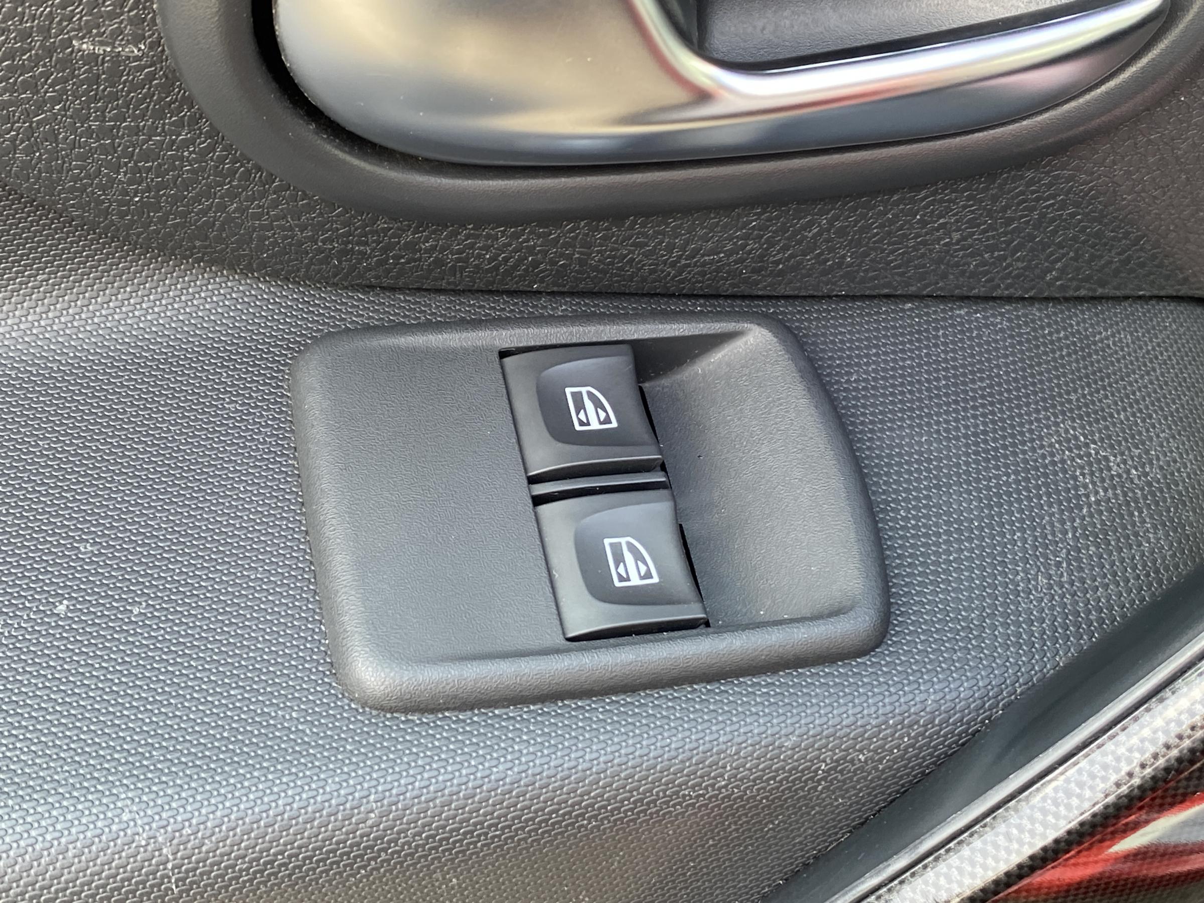 Dacia Sandero, 2017 - pohled č. 12