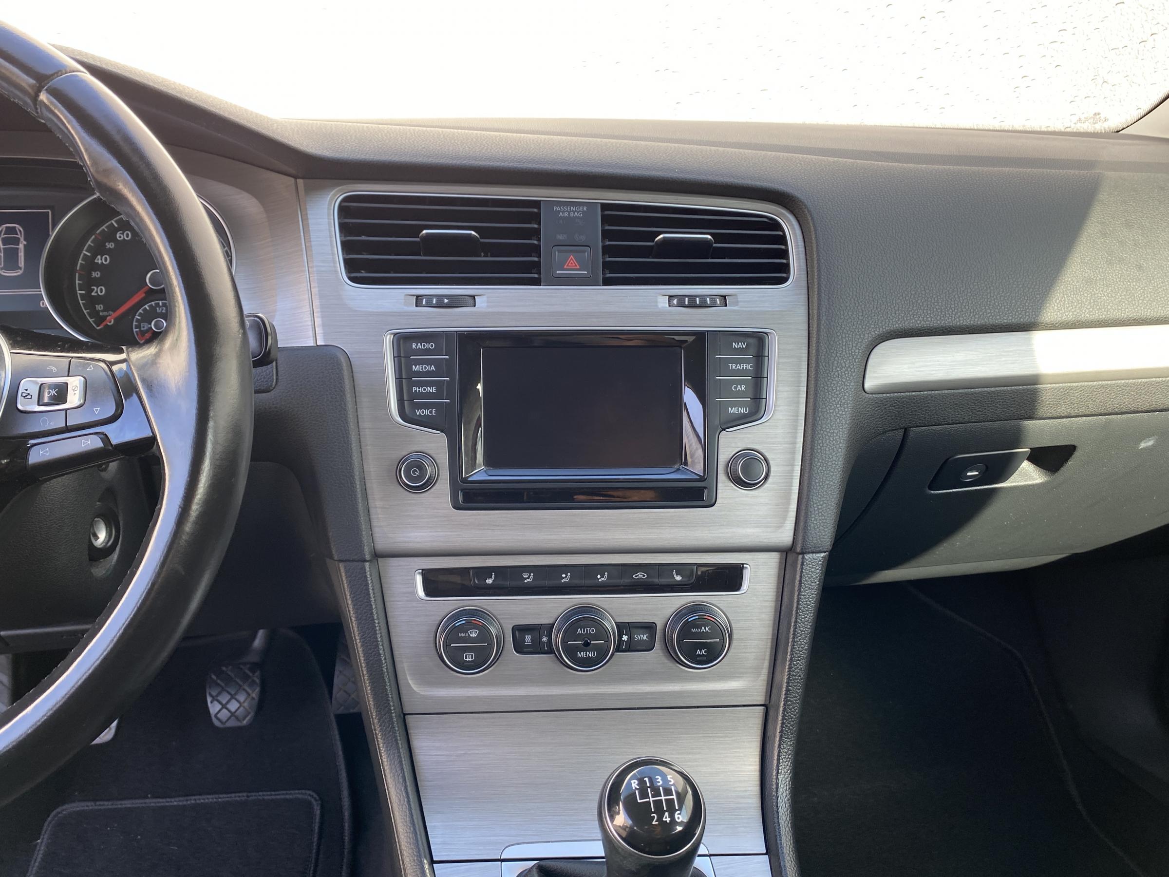 Volkswagen Golf, 2015 - pohled č. 10