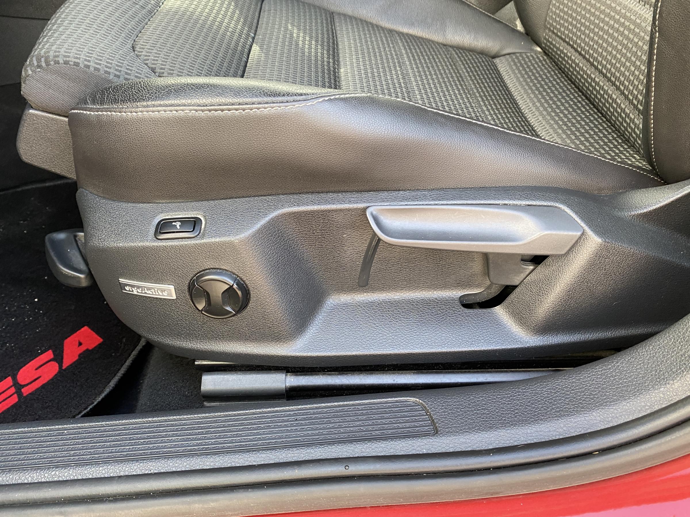 Volkswagen Golf, 2015 - pohled č. 15