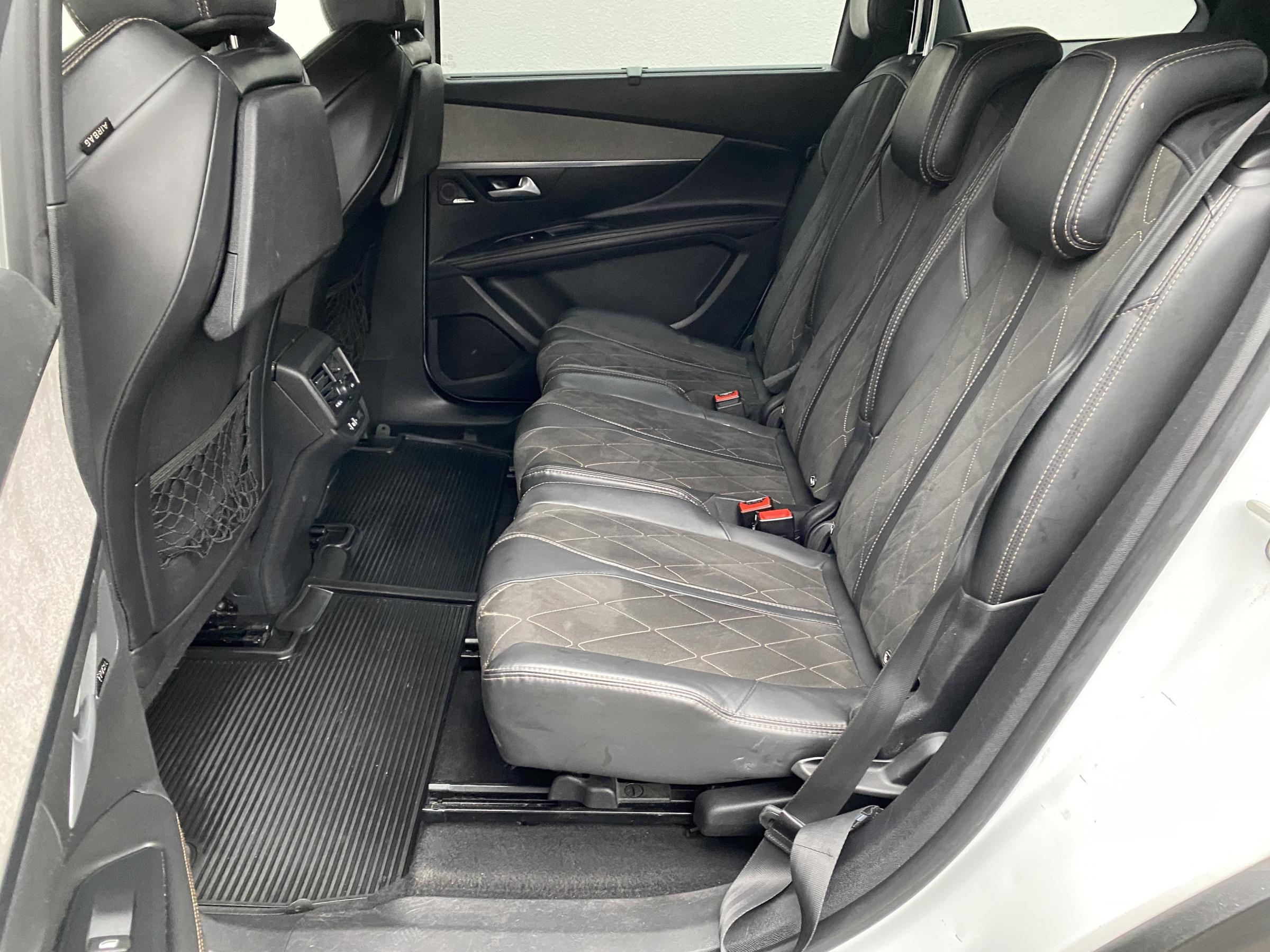 Peugeot 5008, 2017 - pohled č. 11