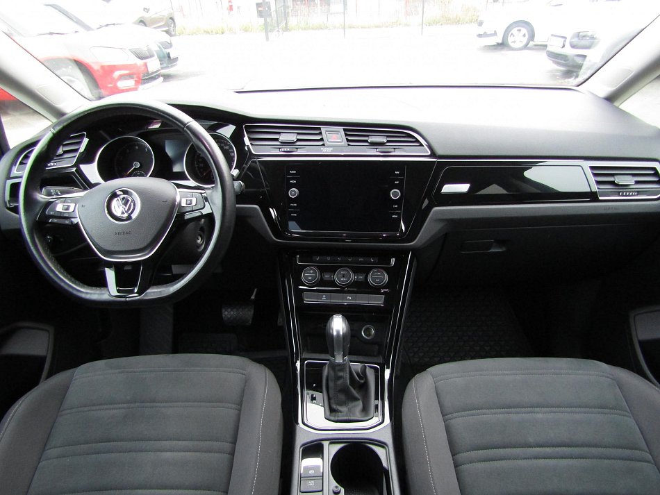 Volkswagen Touran 1.4 TSi Highline