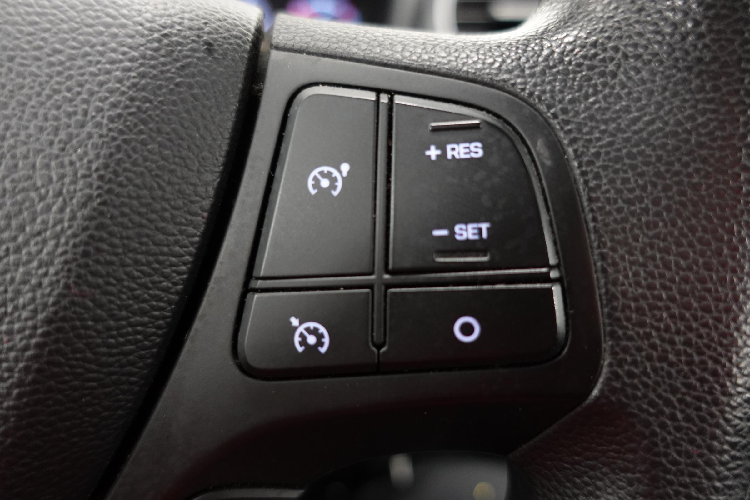 Hyundai i10, 2015 - pohled č. 16