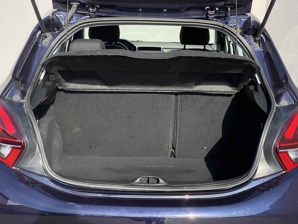 Peugeot 208 1.2 PT Signature