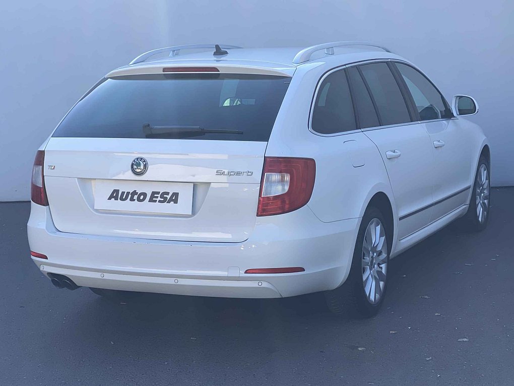 Škoda Superb II 2.0 TDi Ambition
