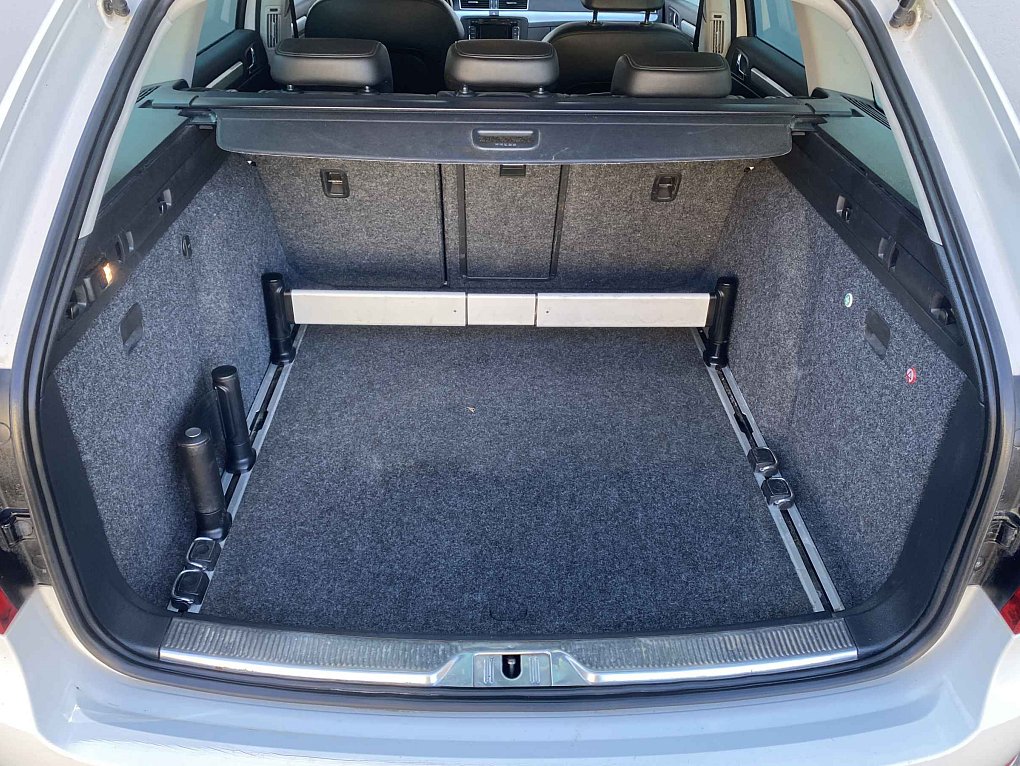 Škoda Superb II 2.0 TDi Ambition