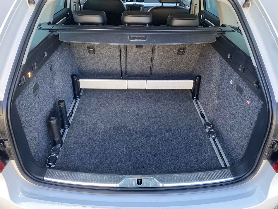 Škoda Superb II 2.0 TDi Ambition