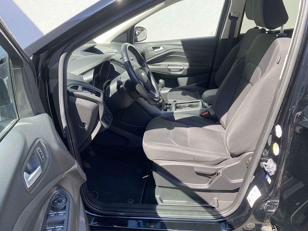 Ford Kuga 1.5 EB Trend