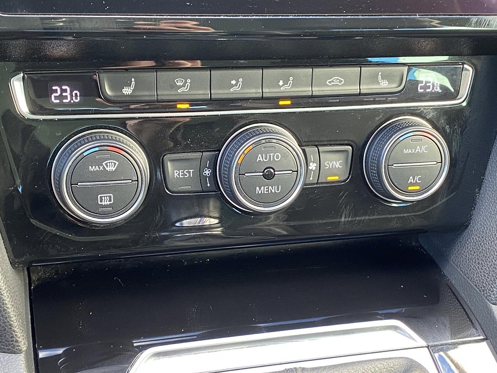 Volkswagen Passat 2.0 TDi Highline