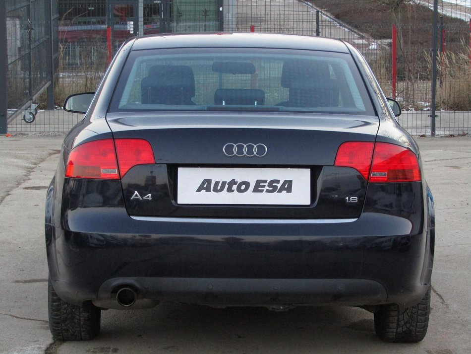 Audi A4 1.6i 