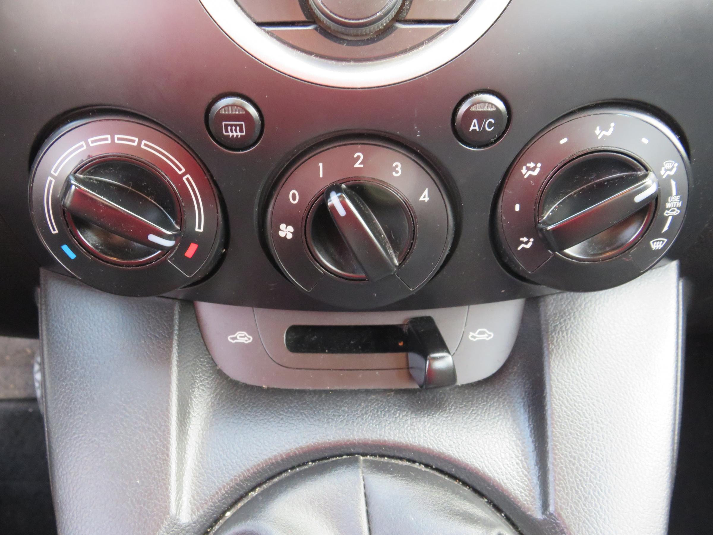 Mazda 2, 2010 - pohled č. 18