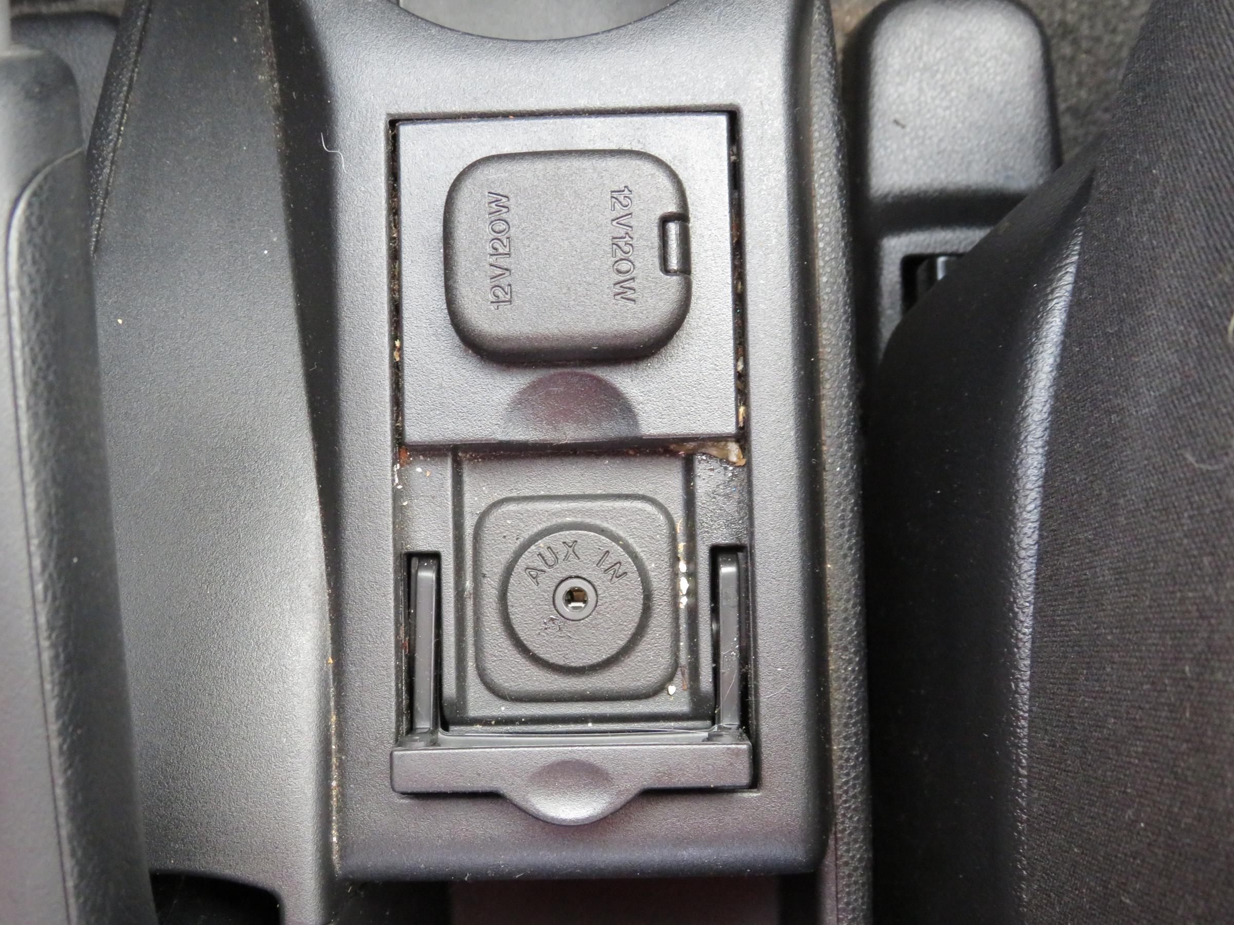 Mazda 2, 2010 - pohled č. 19