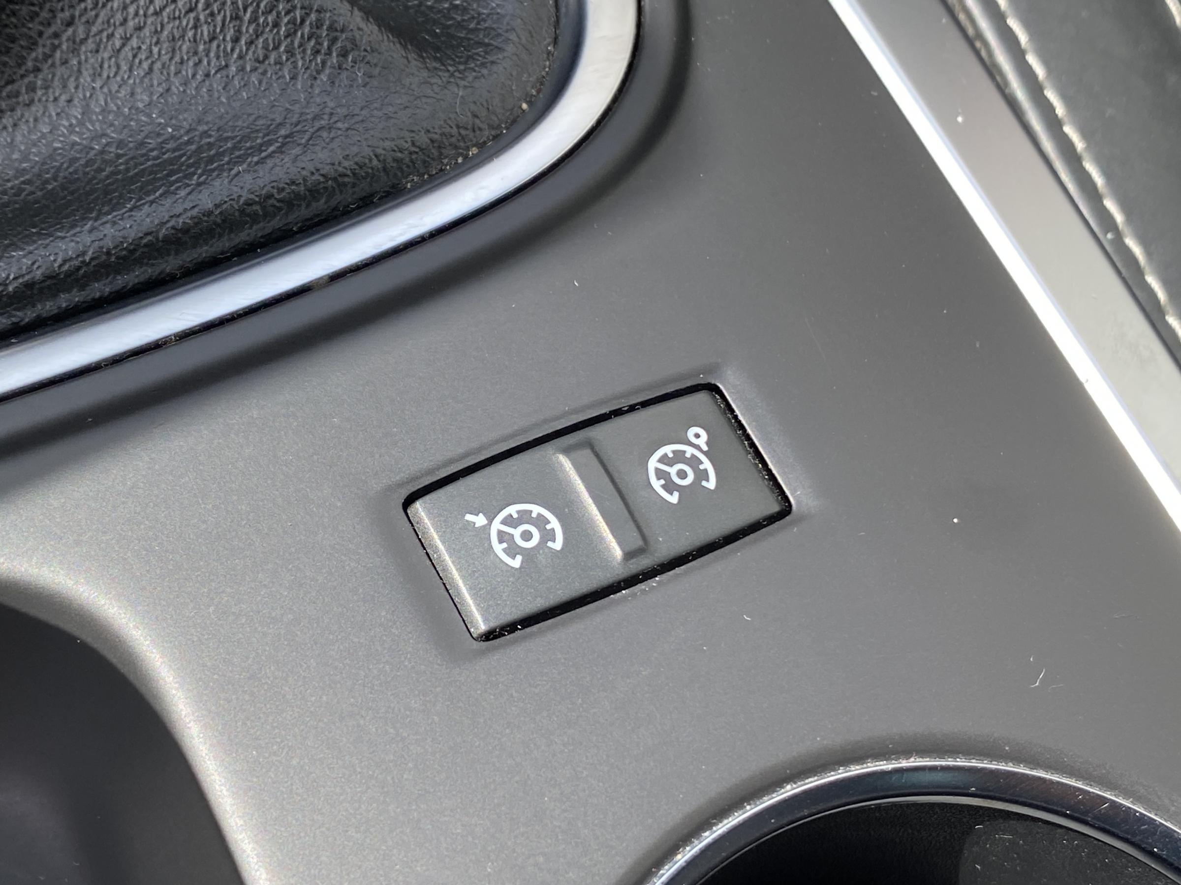 Renault Mégane, 2016 - pohled č. 15