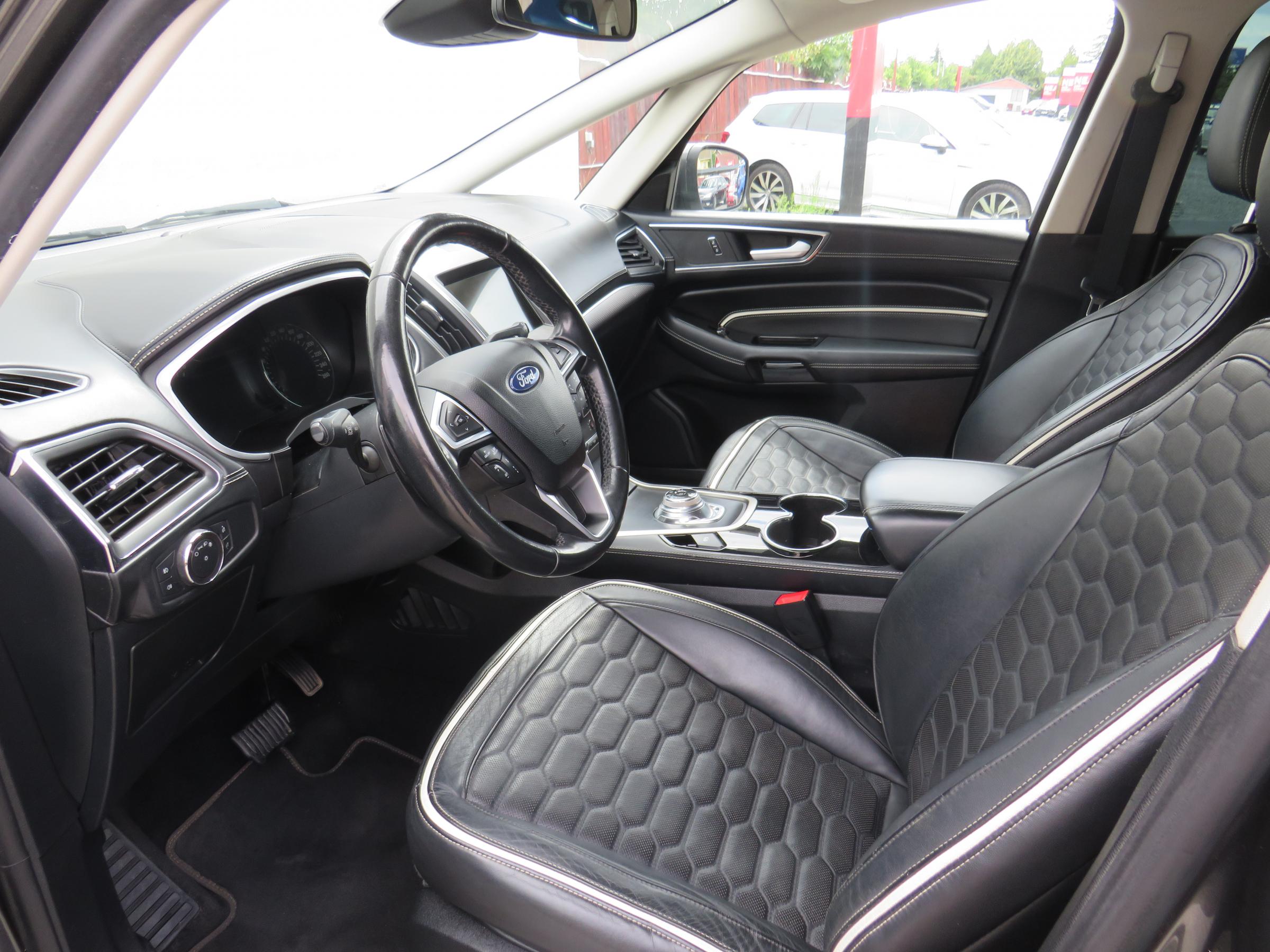 Ford S-MAX, 2018 - pohled č. 10