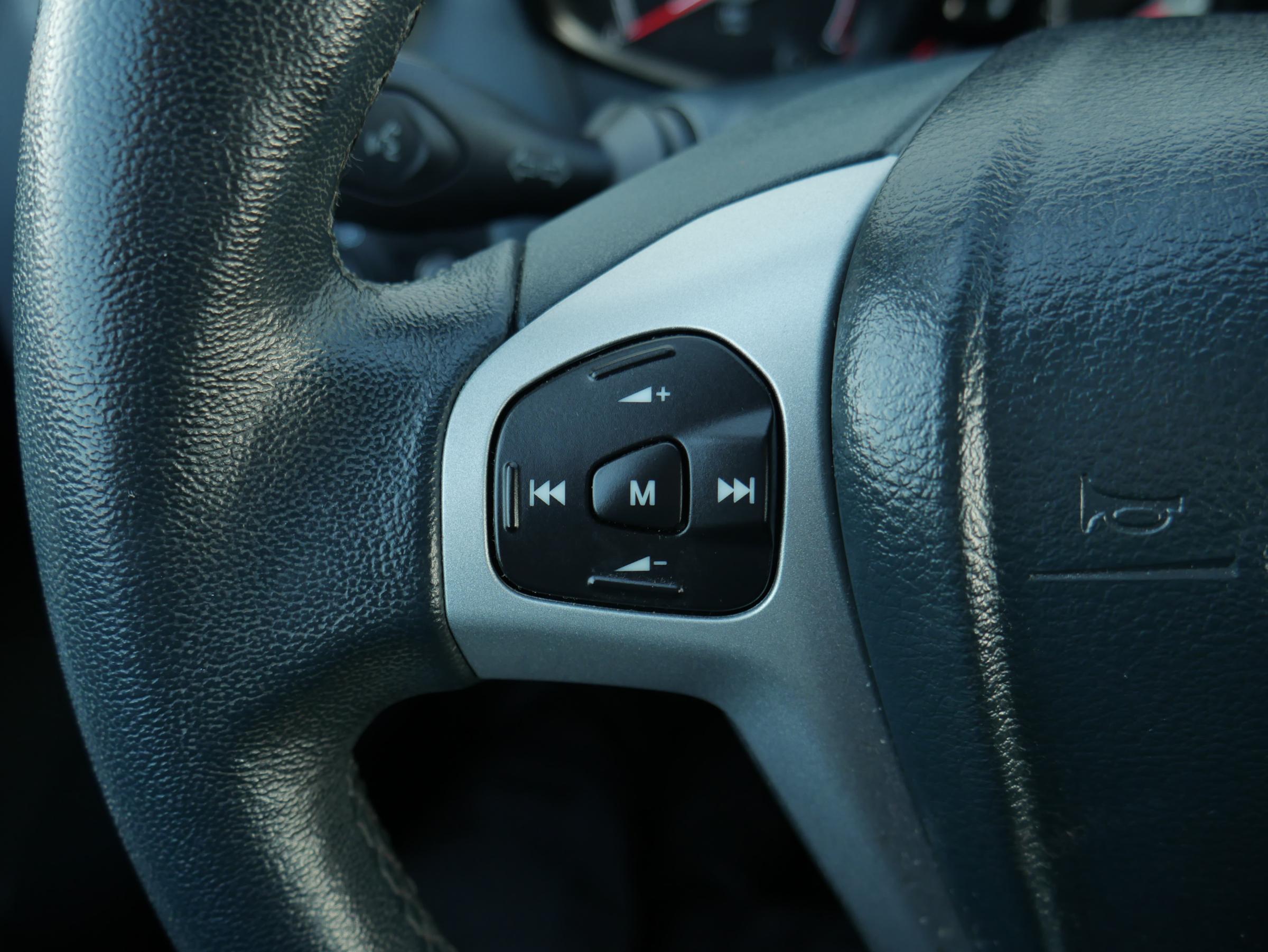 Ford Fiesta, 2012 - pohled č. 12