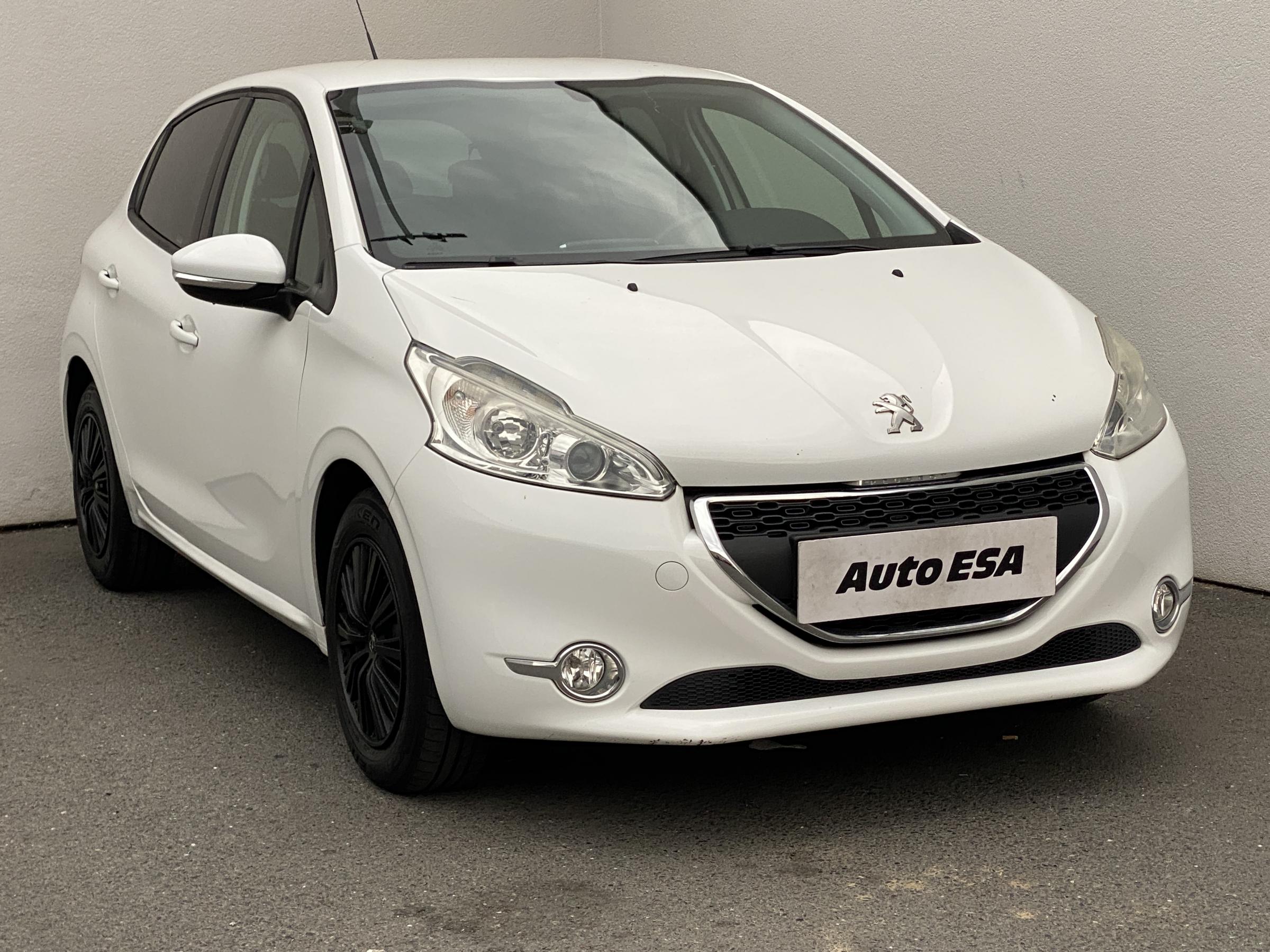Peugeot 208, 2014