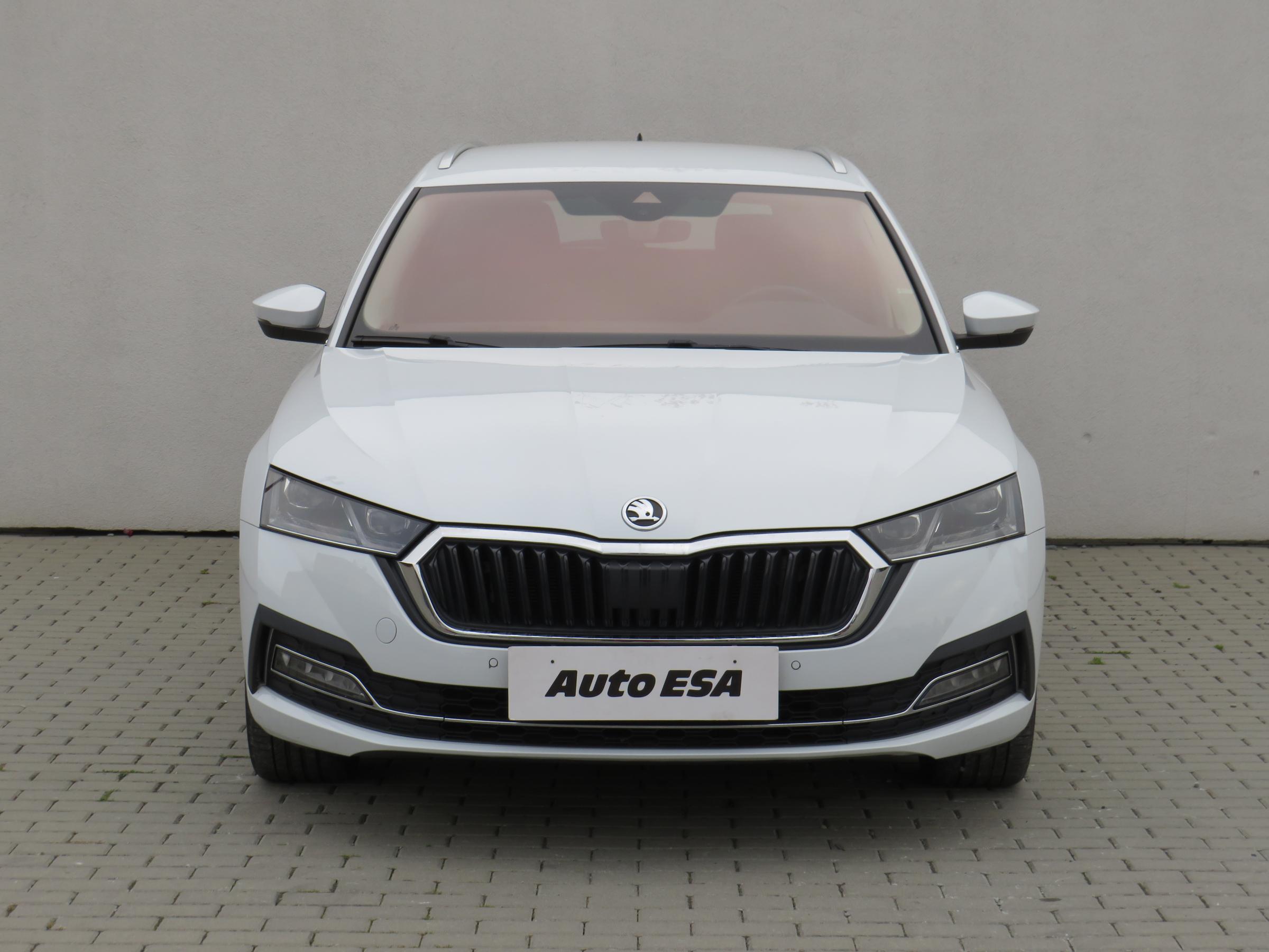 Škoda Octavia IV, 2020 - pohled č. 2