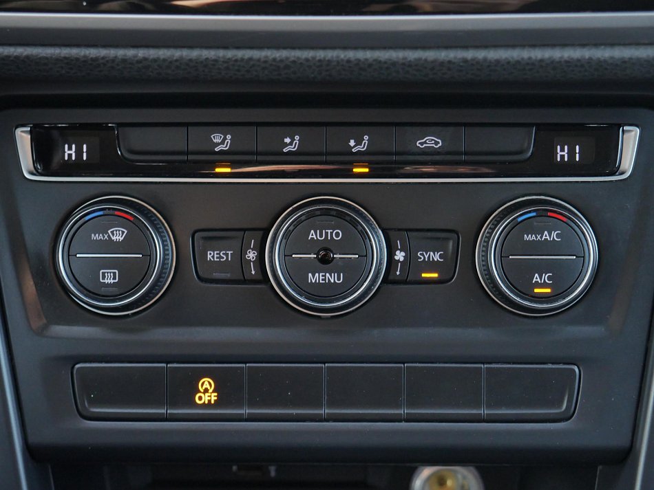 Volkswagen Touran 1.6TDi 