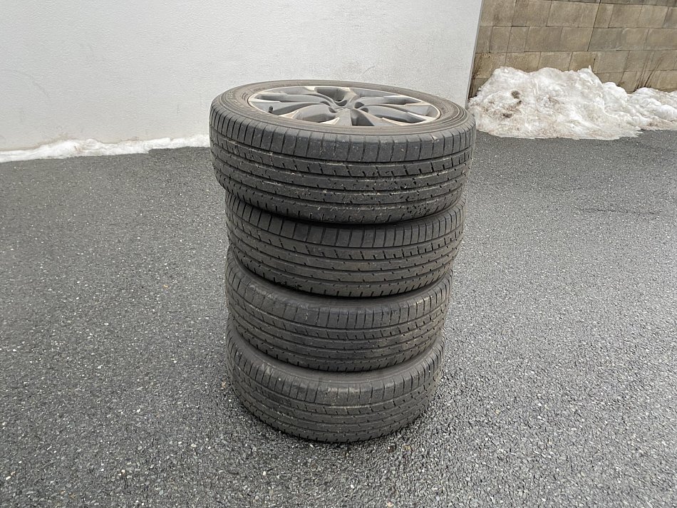 Mazda CX-5 2.5i Revolution TOP 4x4