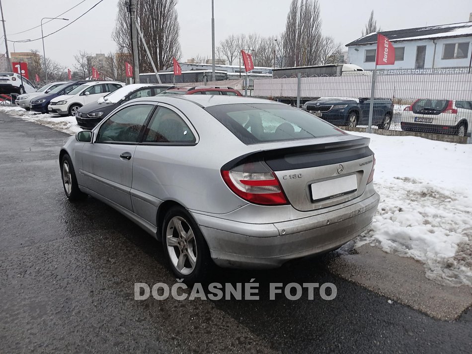 Mercedes-Benz Třída C 1.8 i 
