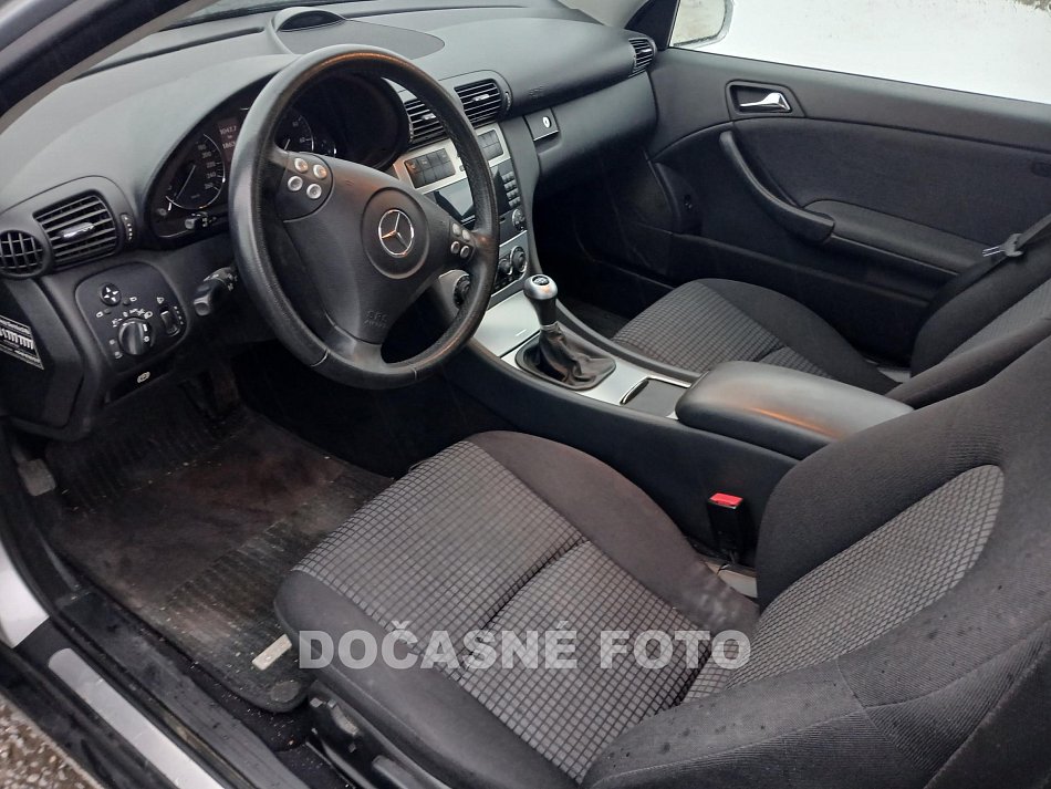 Mercedes-Benz Třída C 1.8 i 