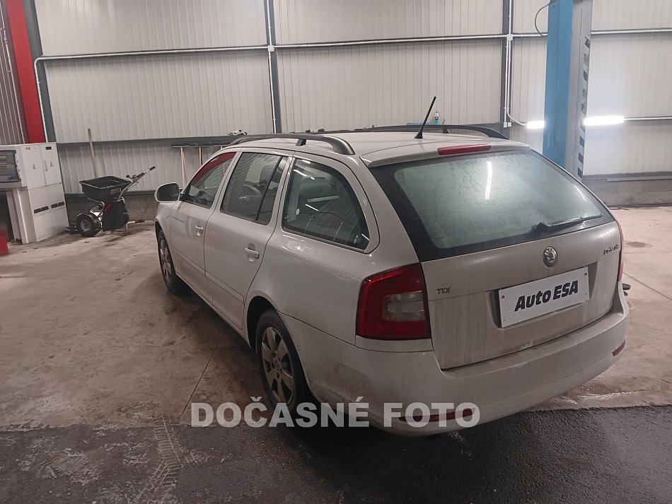 Škoda Octavia II 1.6 TDi Ambiente