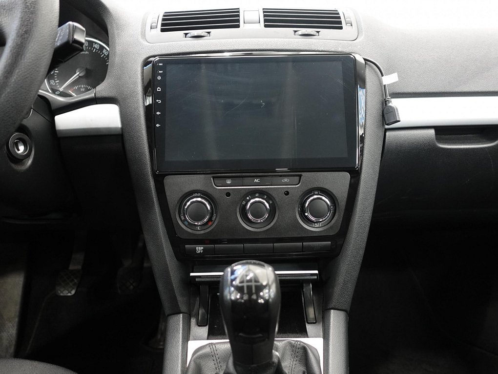 Škoda Octavia II 1.6i 