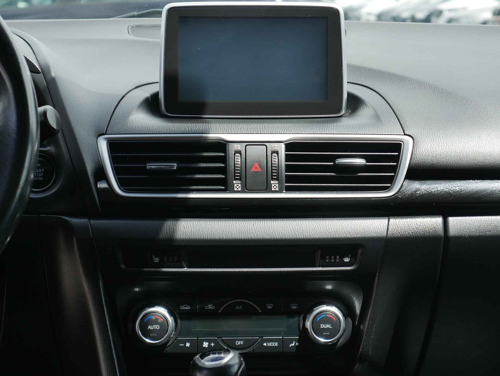 Mazda 3 2.0i 